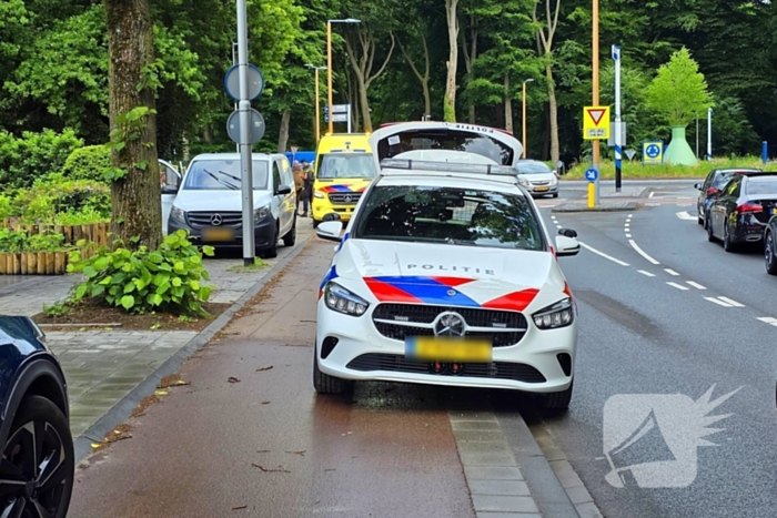 Fietser en bestelbus betrokken bij ongeval
