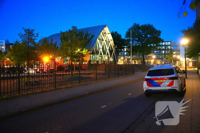 Brand op schoolplein snel geblust