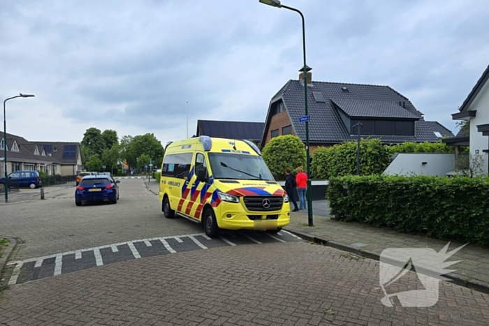 Vrouw raakt gewond na val van fiets