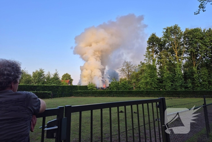 Snel ontwikkelende brand veroorzaakt schade
