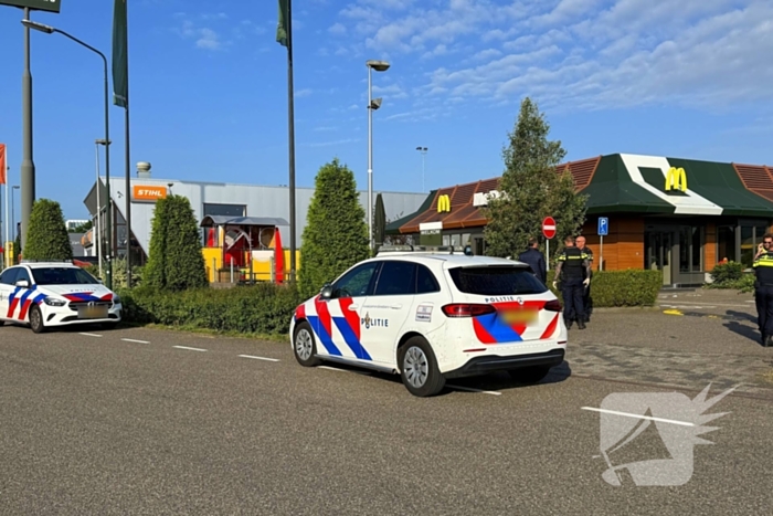 Camouflagekleding en wapen zorgen voor onrust