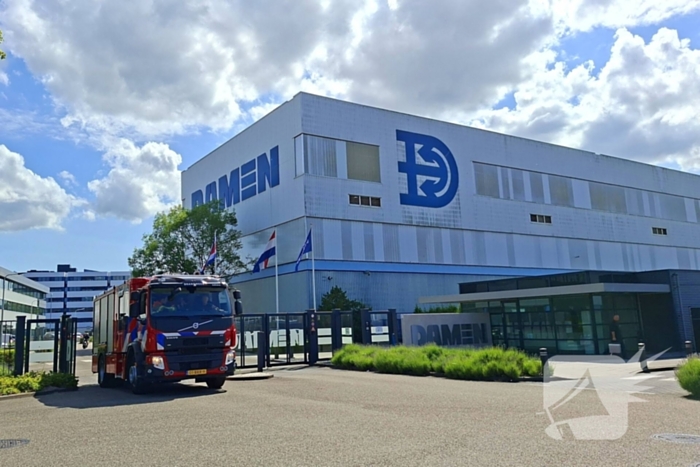 Stoom voor rook aangezien op schip