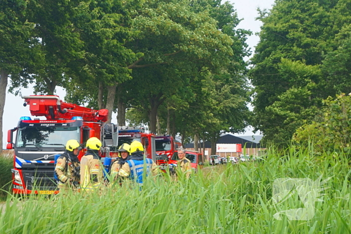 Paarden gered bij uitslaande brand