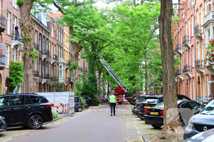 Middelbrand leidt tot evacuaties en rookinhalatie