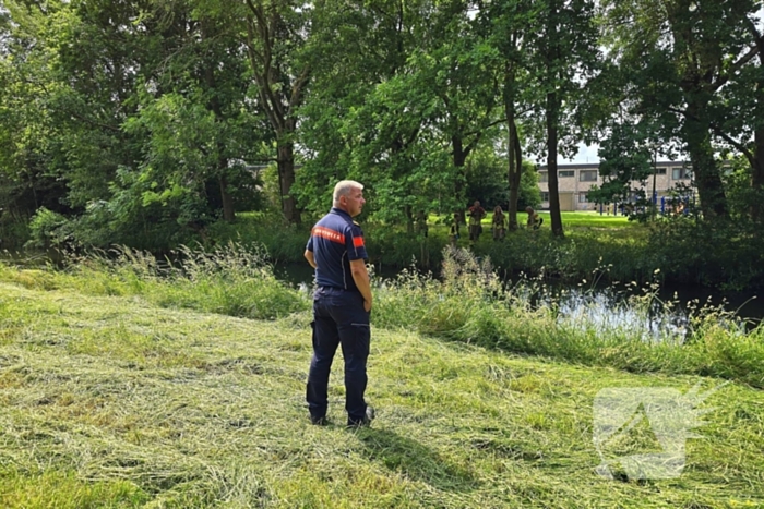 Hulpdiensten speuren naar mogelijke drenkeling