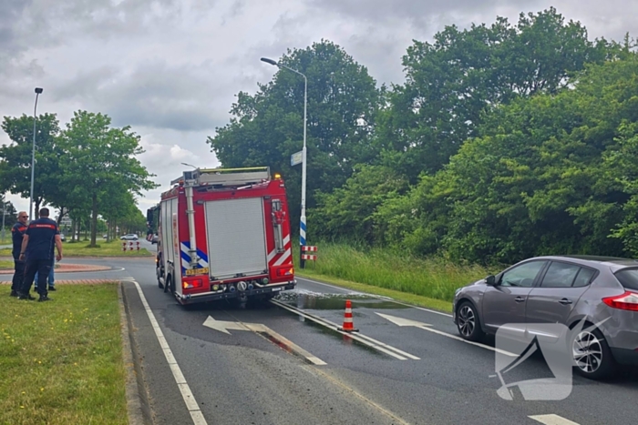 Brandweerwagen verliest wielen tijdens spoed