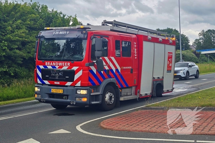 Brandweerwagen verliest wielen tijdens spoed