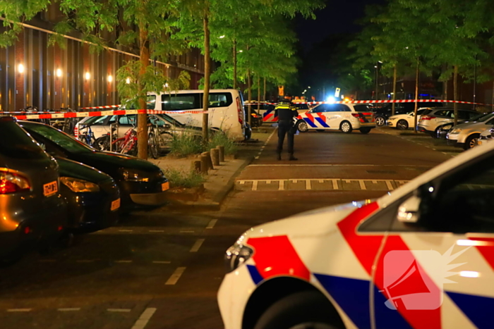 Schietincident laat kogelinslagen achter op flatgebouw