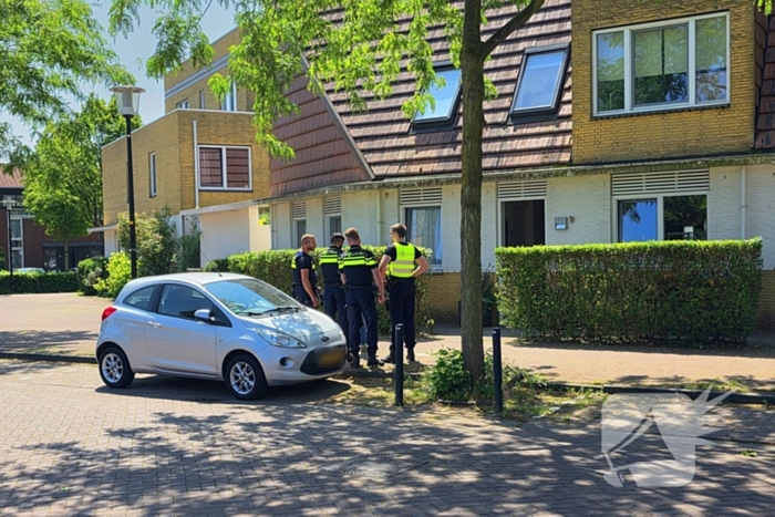 Politieafzetting bij woning