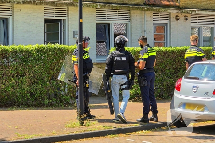 Politieafzetting bij woning