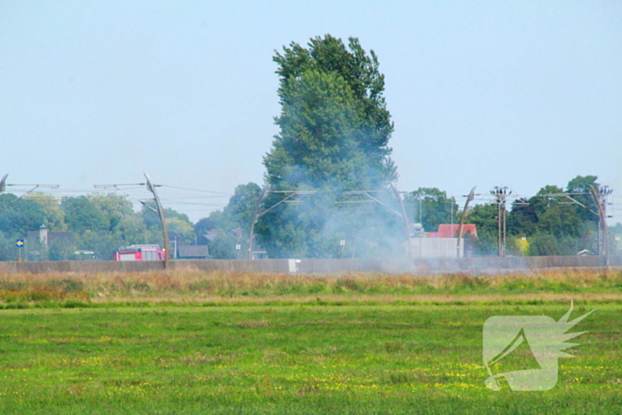 Bermbrand legt treinverkeer stil