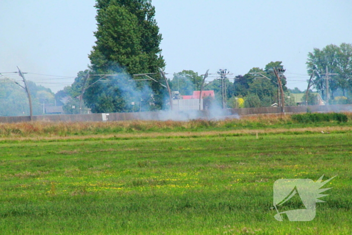 Bermbrand legt treinverkeer stil