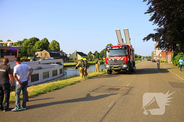 Flinke rookontwikkeling bij brand in schip