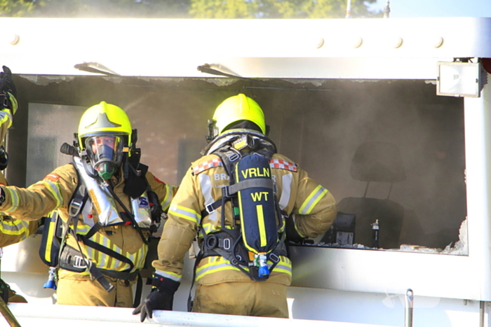 Flinke rookontwikkeling bij brand in schip