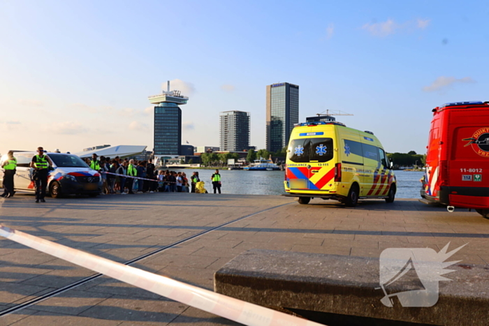 Zoekactie naar persoon te water in de hoofdstad