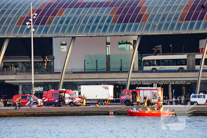 Zoekactie naar persoon te water in de hoofdstad