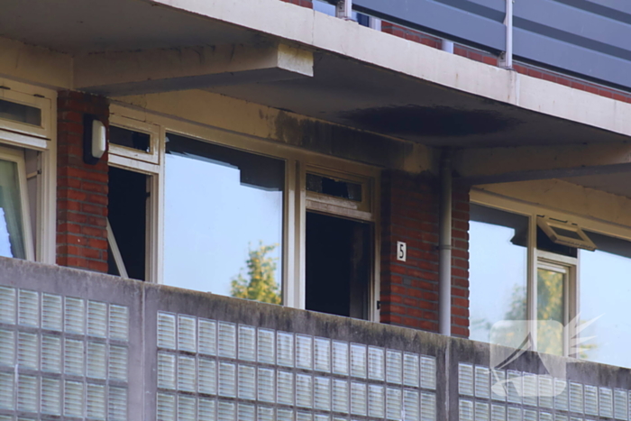 Uitslaande brand leidt tot gewonde