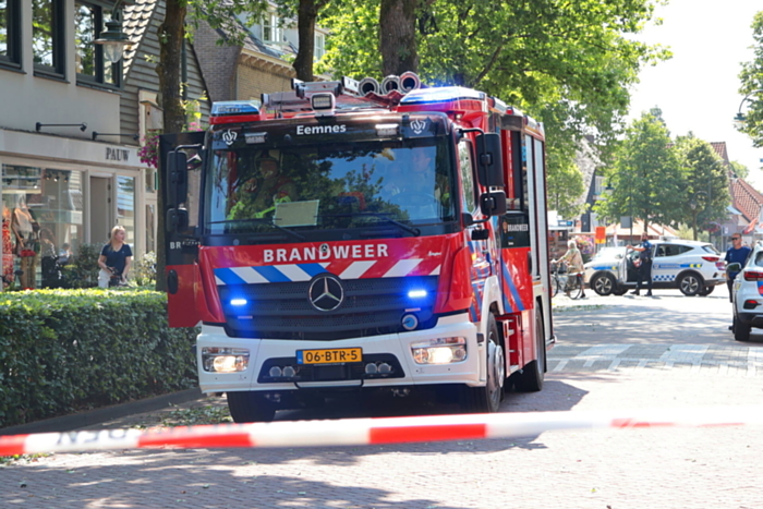 Brand in rieten dak van woning