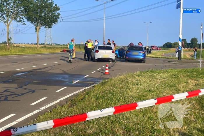 22-jarige motorrijder overleden, 17-jarige automobilist en moeder aangehouden