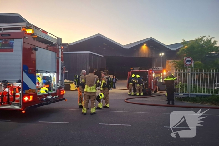 Machine in brand in houthandel