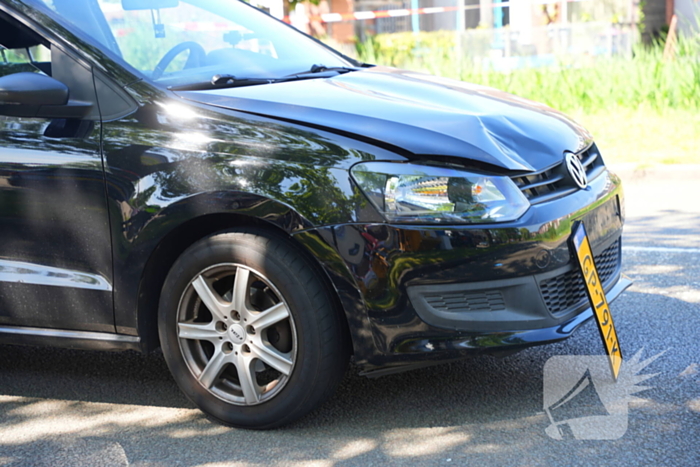 Straat afgesloten na ongeval