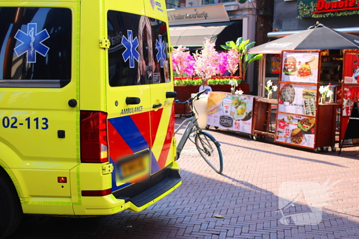 Botsing tussen fiets en scooter