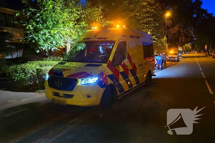 Dame op fatbike raakt gewond bij aanrijding met boom