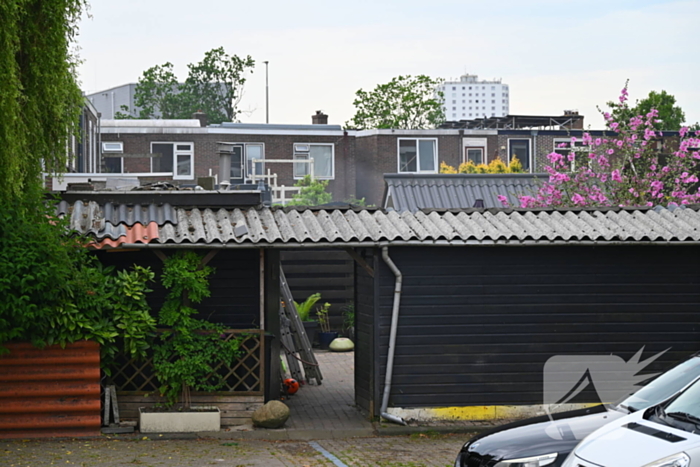 Schuurbrand snel onder controle