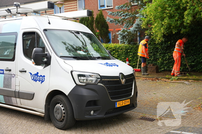 Netbeheerder repareert leidingbreuk