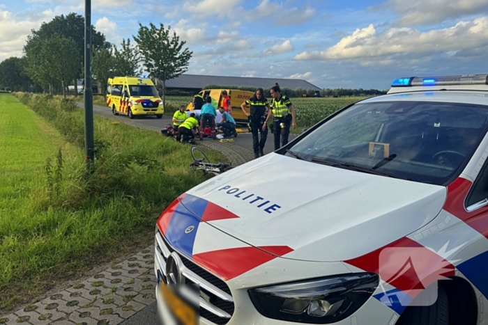 Wielrenner ernstig gewond bij aanrijding met pakketbezorger