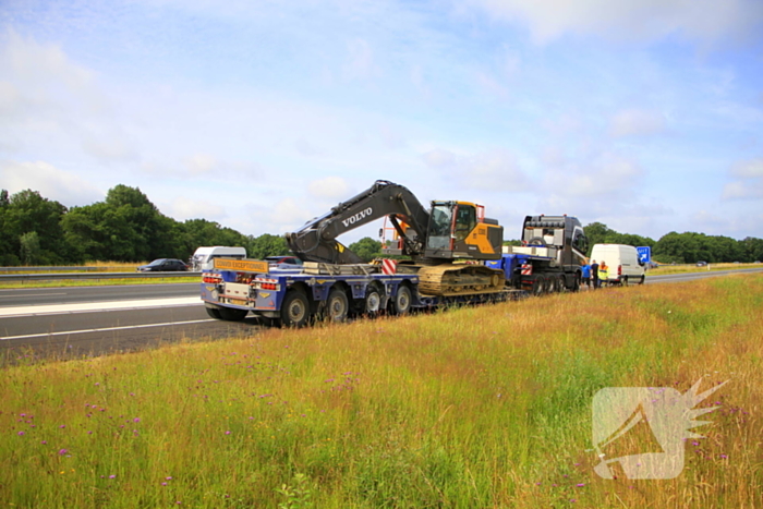 Vrachtwagenbrand door klapband snel geblust