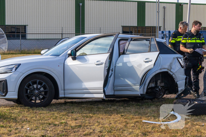 Ongeval tussen busje en auto zonder gewonden