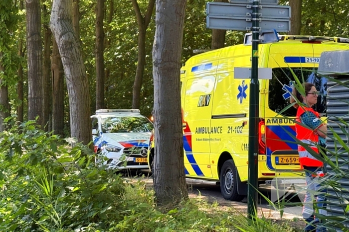 Fietser gewond na aanrijding met motorrijder zonder rijbewijs