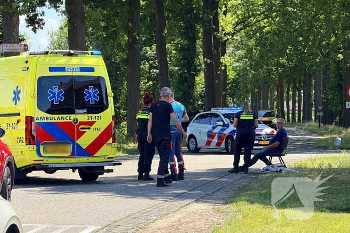 Motorrijder gewond na botsing met auto