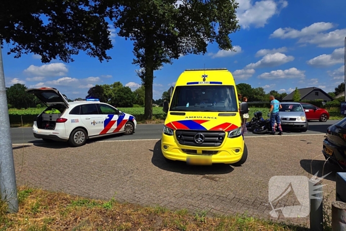Motorrijder gewond bij aanrijding met automobilist