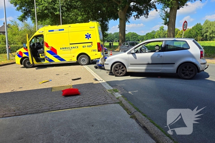 Motorrijder gewond bij aanrijding met automobilist
