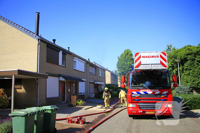 Brand opgeschaald naar zeer grote brand
