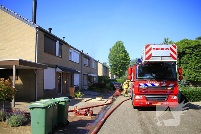 Brand opgeschaald naar zeer grote brand