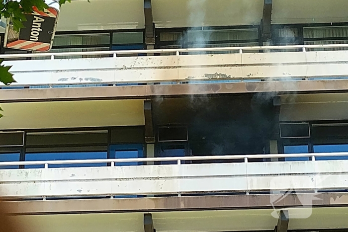 Bewoners ontkomen aan brand