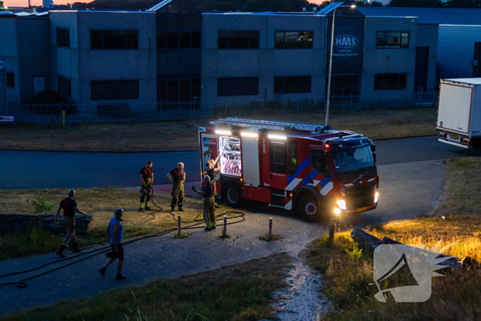 Mogelijke brandstichting bij boomstronk