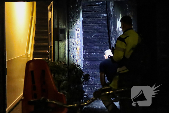 Explosie leidt tot woningbrand en grote hulpverlening