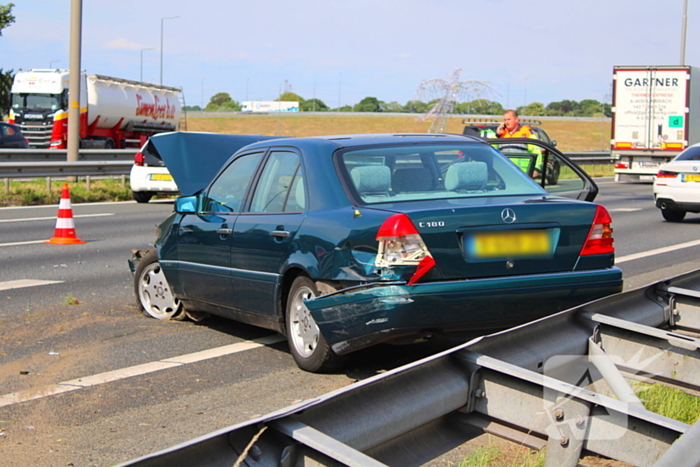 Aanrijding met letsel op snelweg
