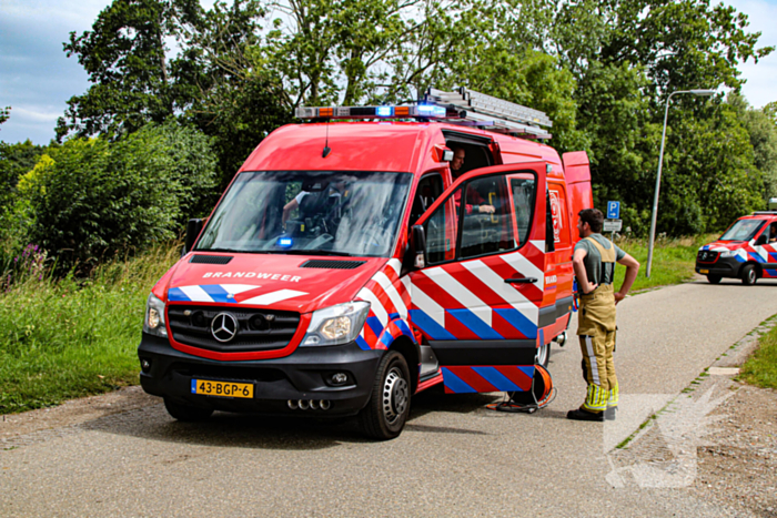 Persoonwagen eindigt in sloot