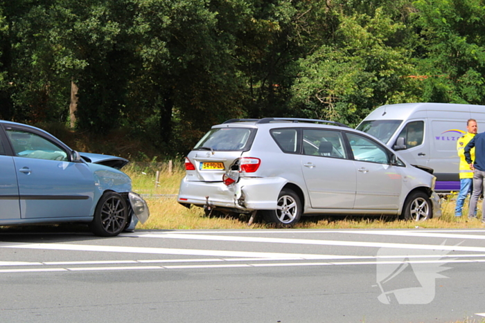 Kettingbotsing leidt tot veel schade