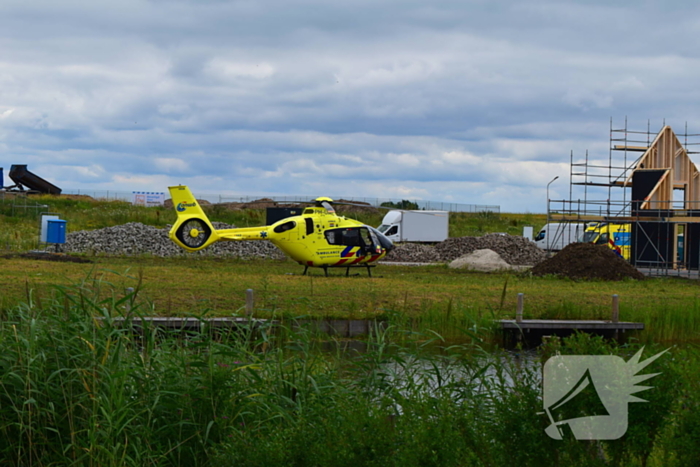 Traumahelikopter landt voor medisch noodgeval