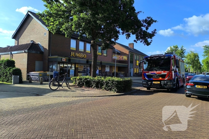 Supermarkt ontruimd vanwege vreemde lucht