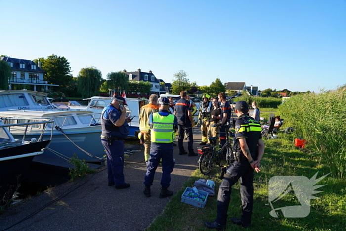 Brandweer onderzoekt geur, zorgen om welzijn dieren