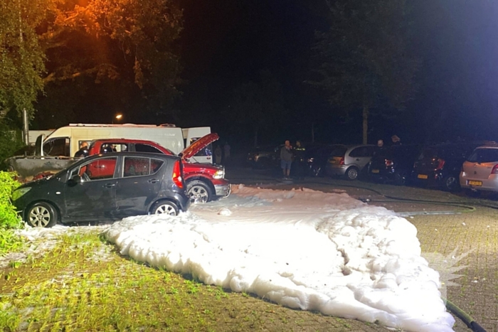 Voertuigbrand veroorzaakt grote schade