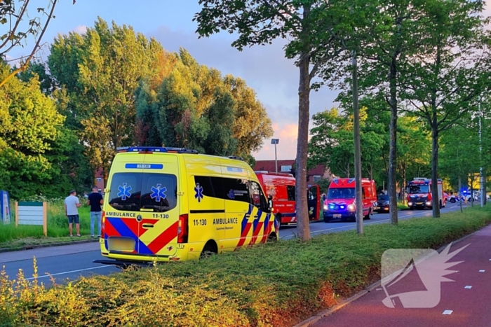 Oudere man gered uit te water geraakt voertuig