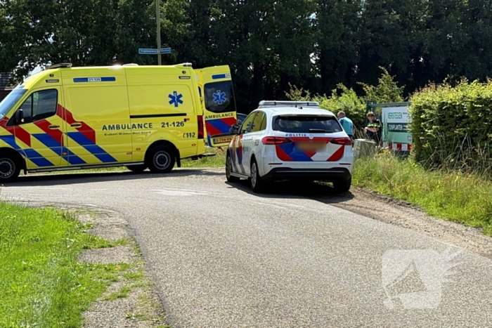 Motorrijder gewond na aanrijding met hekwerk